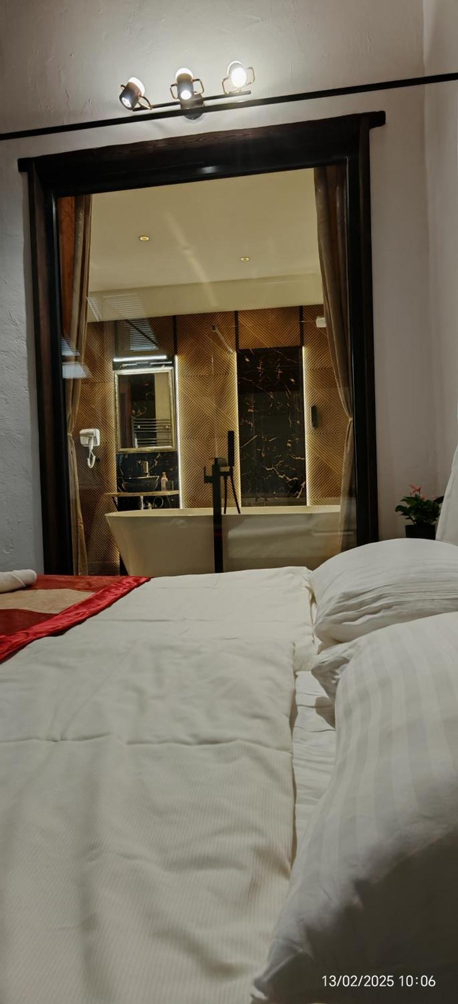 Hotel Plzensky Dvur Frydek-Mistek Ngoại thất bức ảnh