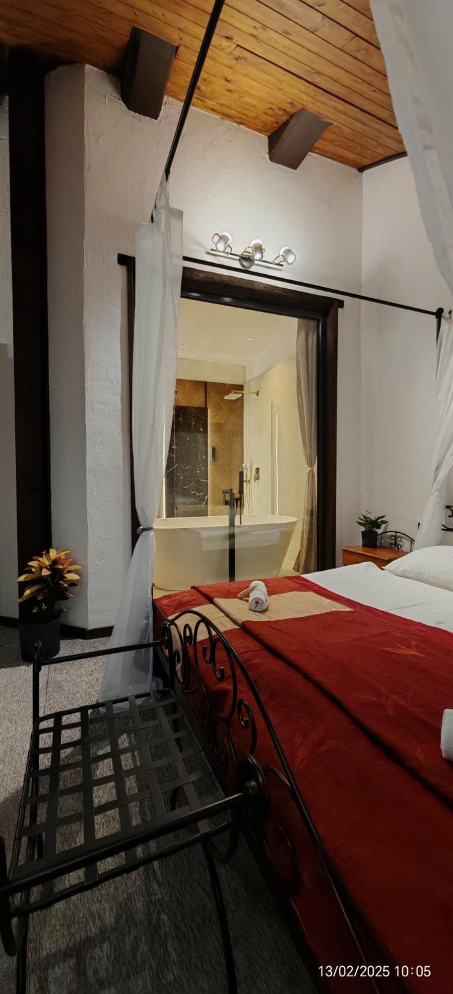 Hotel Plzensky Dvur Frydek-Mistek Ngoại thất bức ảnh