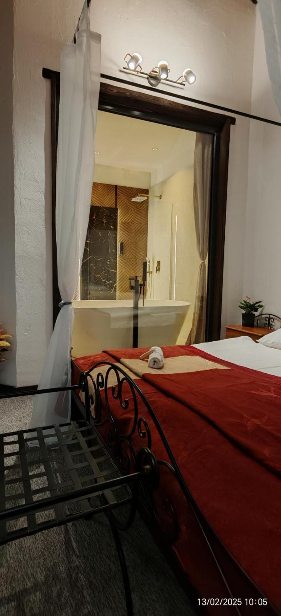 Hotel Plzensky Dvur Frydek-Mistek Ngoại thất bức ảnh