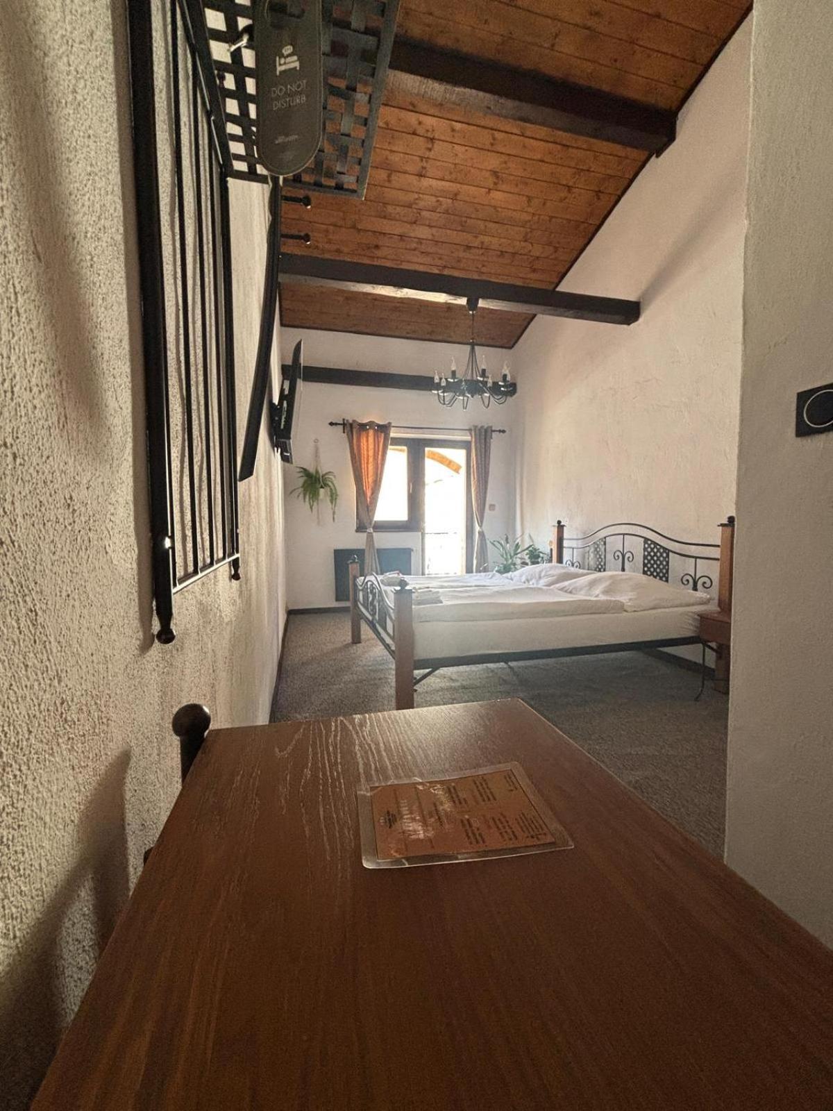 Hotel Plzensky Dvur Frydek-Mistek Ngoại thất bức ảnh