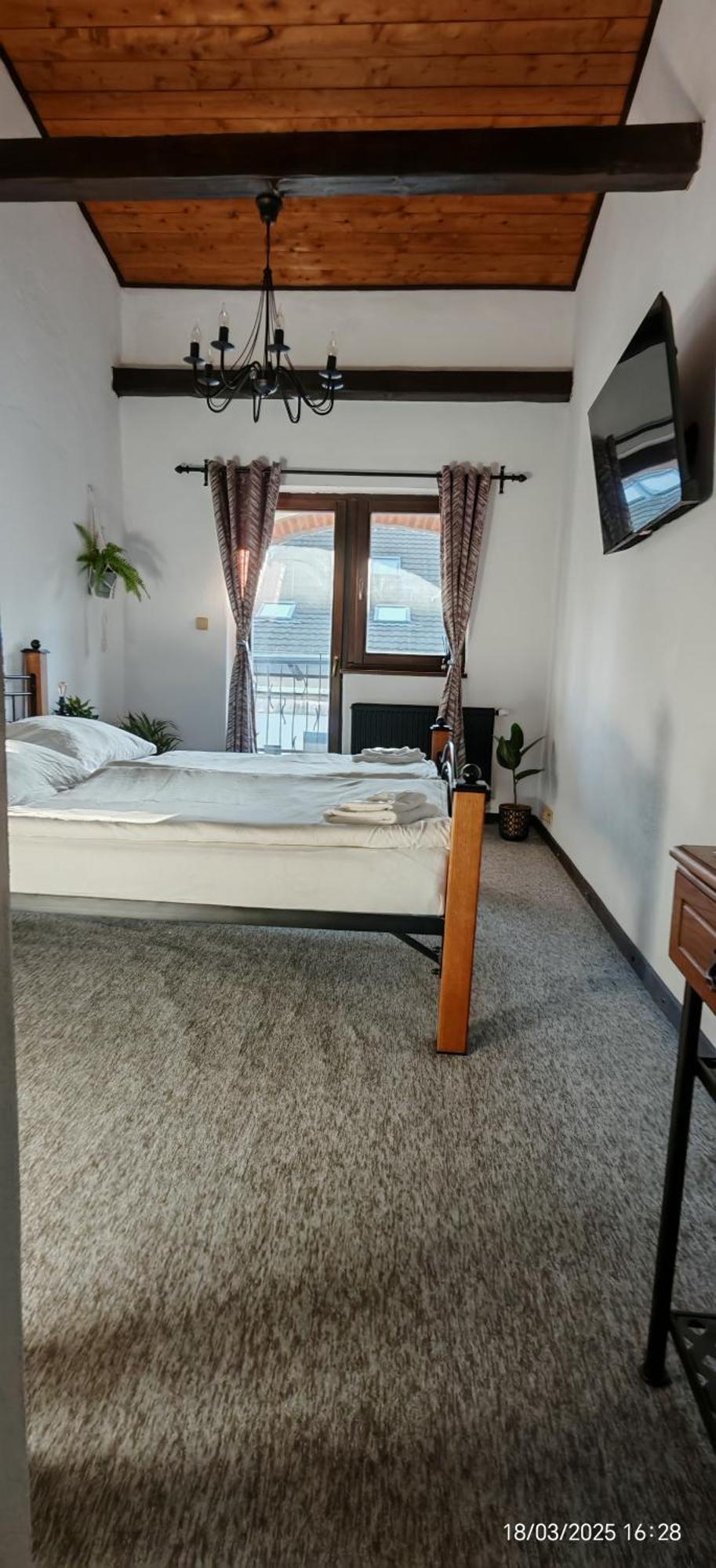 Hotel Plzensky Dvur Frydek-Mistek Ngoại thất bức ảnh